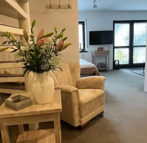 Privatwohnung Mit Terrasse Zum Relaxen Daire *